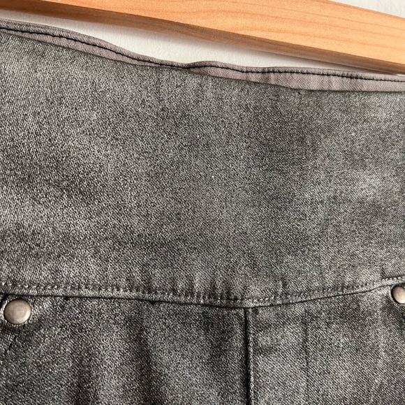 SPANX WOMENS DENIM PANTS LEGGINGS SIDE ZIP PULL ON 2310 SOLACE - Picture 6 of 10